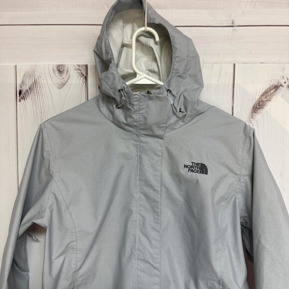 The North Face Resolve 2 Women’s Large Gray DryVent Rain Jacket EUC - Picture 2 of 13